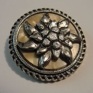 Vintage Western Germany Mother of Pearl Dress Clip